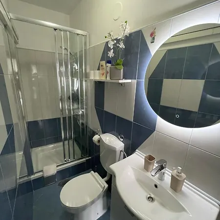 Gostinjska kuća & Nina 3*