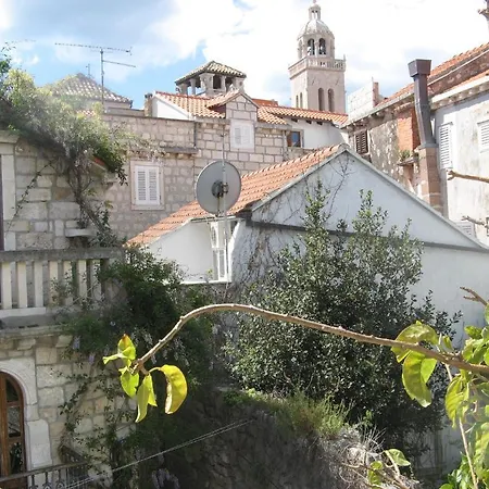 & Nina 3* Korcula Town